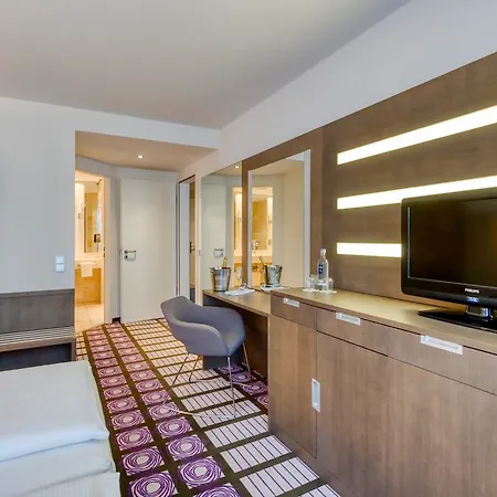 מלון Mercure Parkhotel 4*
